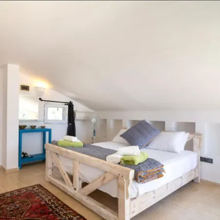 Vilă Toros, 5 Rooms,10 Persons, Sea Views And Private Pool