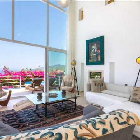 Villa 5 With Sea Views And Private Pool And Garden