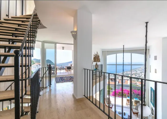 Villa Toros, 5 Rooms,10 Persons, Sea Views And Private Pool